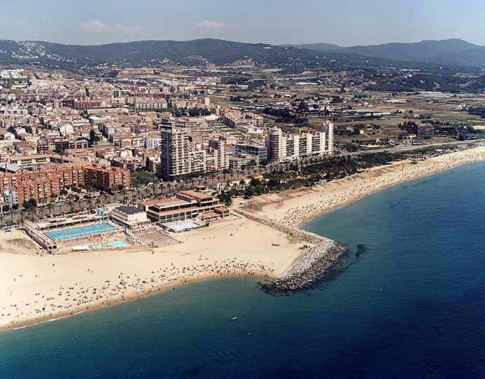 Mazi Apartments Downtown Mataro Bagian luar foto