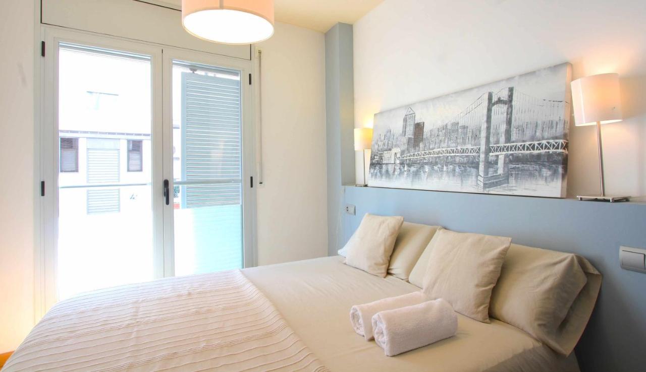 Mazi Apartments Downtown Mataro Bagian luar foto