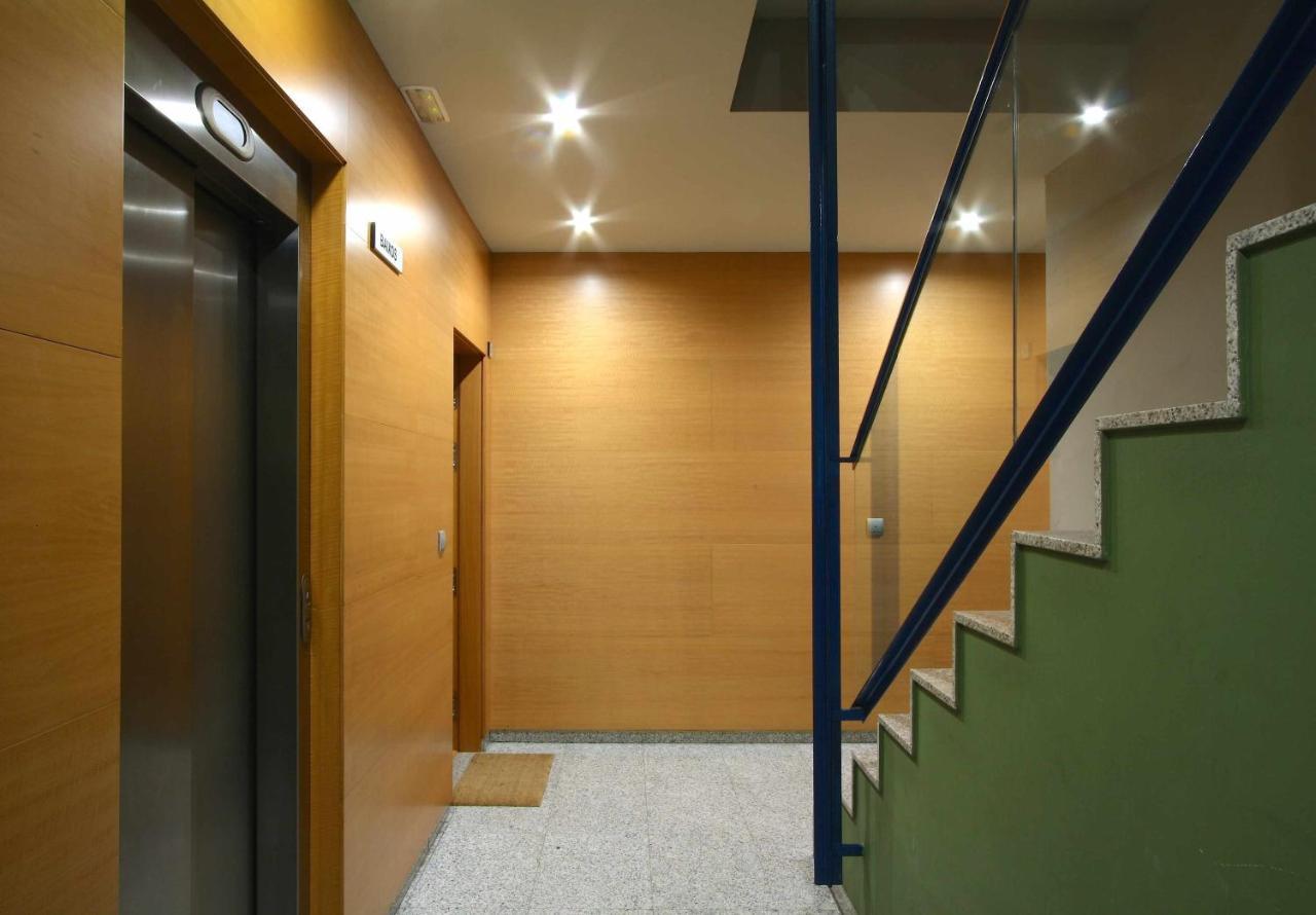Mazi Apartments Downtown Mataro Bagian luar foto